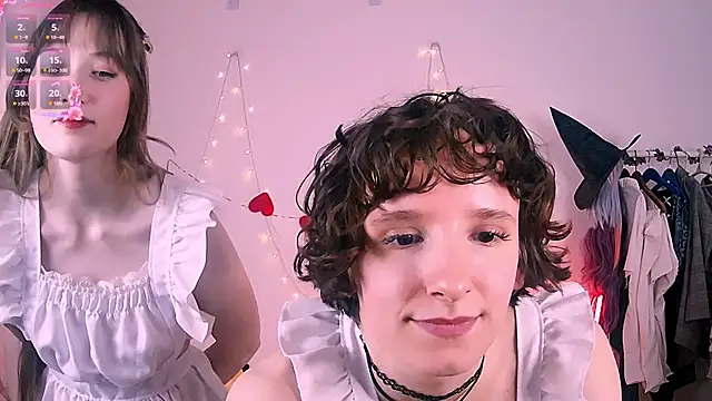 Snapshot of Violet_Veliya chatting on 10, 4, 2026 Violet Veliya online show from 10, 4, 2026