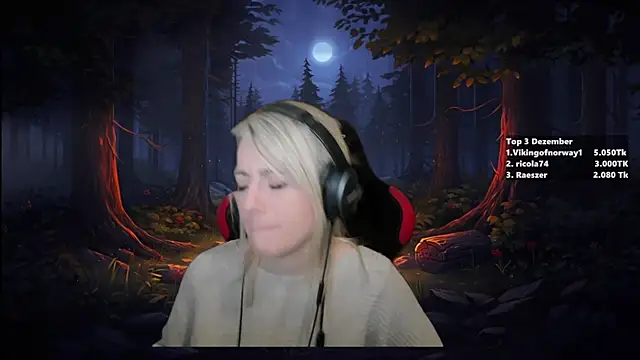 Lisaonthemoon online show from 11, 12, 2024