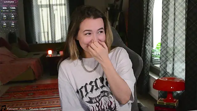 Megan  Hart online show from 10, 3, 2025