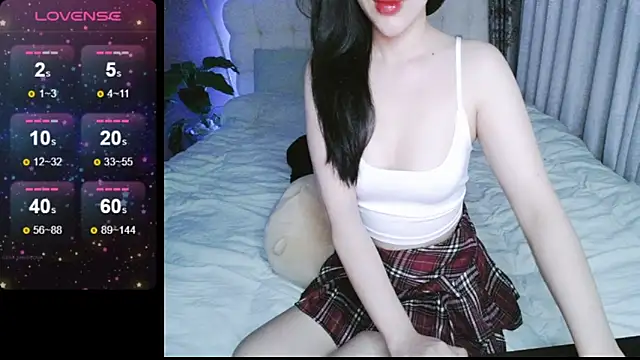 Snapshot of _Viviann_ chatting on 9, 12, 2024  Viviann  online show from 9, 12, 2024