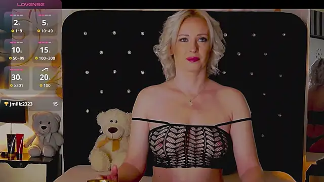 Snapshot of OliviaShaw23 chatting on 10, 2, 2026 OliviaShaw23 online show from 10, 2, 2026