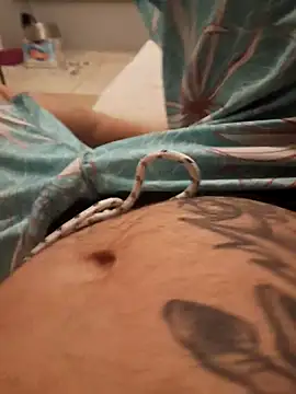 Snapshot of dredre1069 chatting on 15, 4, 2026 dredre1069 online show from 15, 4, 2026