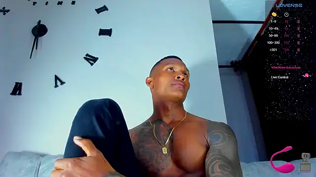 esteveen ortegas  online show from 20, 12, 2024