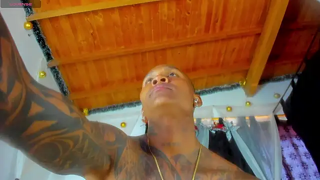 esteveen ortegas  online show from 11, 2, 2026