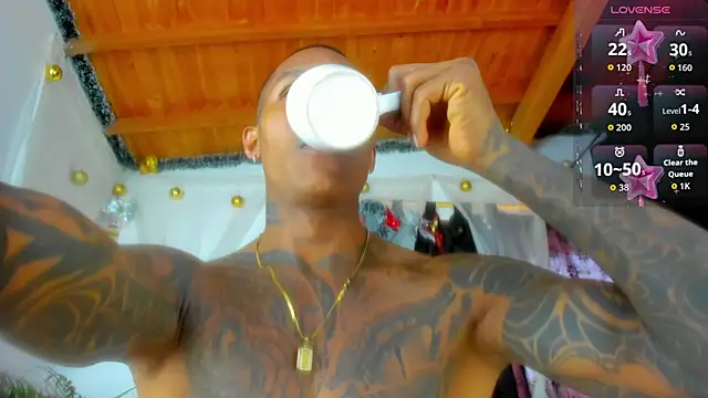 esteveen ortegas  online show from 5, 3, 2026