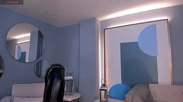 Snapshot of PaulinaSantos_ chatting on 14, 10, 2025 PaulinaSantos online show from 14, 10, 2025