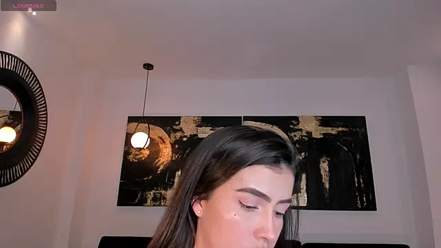 PaulinaSantos  online show from 17, 4, 2026