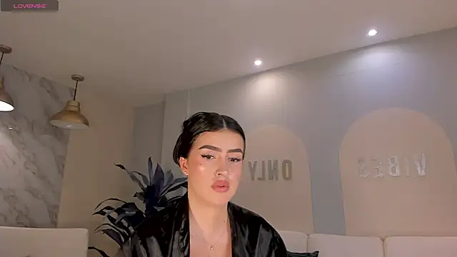 PaulinaSantos  online show from 23, 5, 2026
