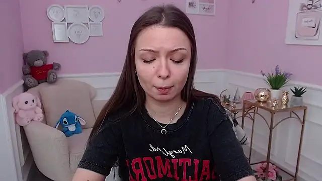 Snapshot of LucySkilar chatting on 18, 1, 2026 LucySkilar online show from 18, 1, 2026