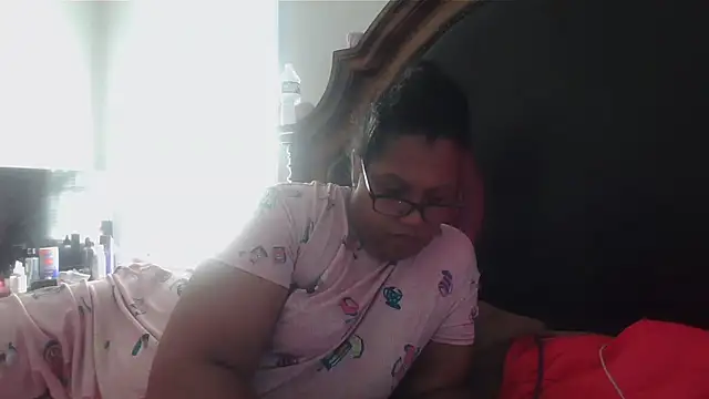 ebonyred online show from 20, 11, 2025