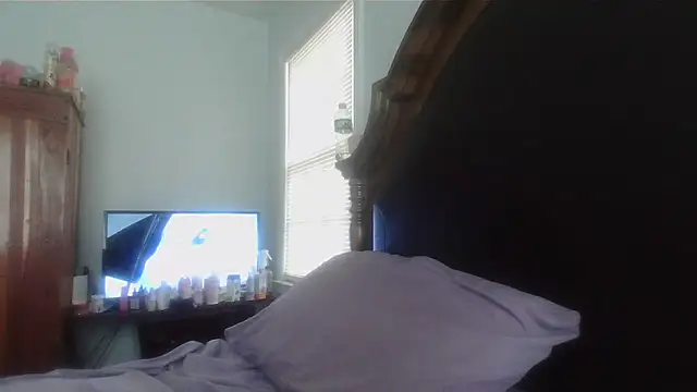 Snapshot of ebonyred chatting on 1, 5, 2026 ebonyred online show from 1, 5, 2026