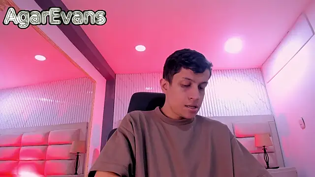 Snapshot of AgarEvans chatting on 23, 7, 2026 AgarEvans online show from 23, 7, 2026