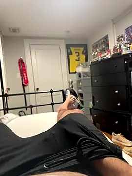 Snapshot of bwcalexander chatting on 8, 11, 2025 bwcalexander online show from 8, 11, 2025