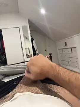 Snapshot of bwcalexander chatting on 17, 12, 2025 bwcalexander online show from 17, 12, 2025