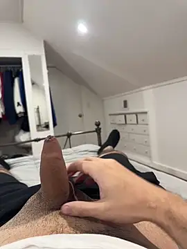 Snapshot of bwcalexander chatting on 4, 2, 2026 bwcalexander online show from 4, 2, 2026