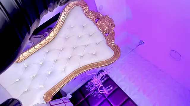 Dalila Thoms online show from 17, 3, 2025