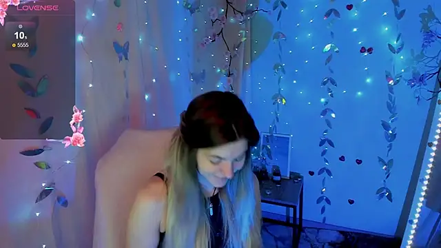 Snapshot of Sweet_me_ chatting on 11, 5, 2026 Sweet me online show from 11, 5, 2026