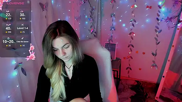 Snapshot of Sweet_me_ chatting on 15, 5, 2026 Sweet me online show from 15, 5, 2026
