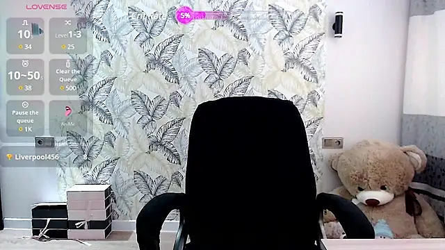 Snapshot of Marmalade_Fox chatting on 1, 2, 2025 Marmalade Fox online show from 1, 2, 2025