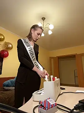 Crayzy Luv online show from 10, 2, 2025