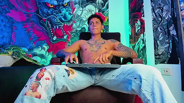 Maxi Gray online show from 11, 9, 2025