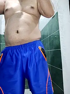 Potro23hotzen online show from 17, 2, 2025