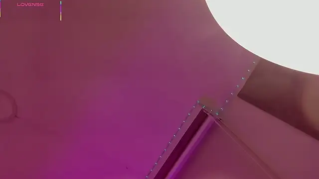 Oriana Guzman online show from 9, 2, 2026