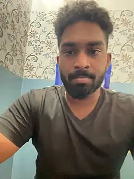 Handsomehunk 4U online show from 8, 12, 2024