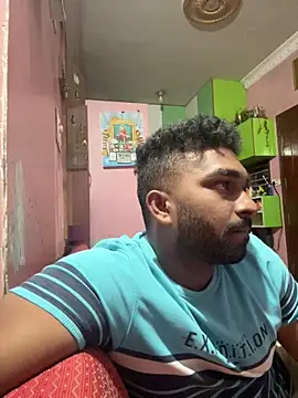 Handsomehunk 4U online show from 18, 1, 2025