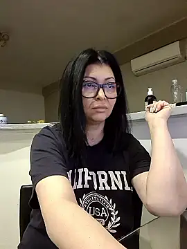 Milf Abigail online show from 17, 1, 2026