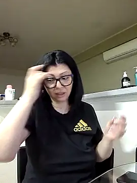 Milf Abigail online show from 23, 3, 2026