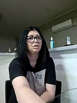 Snapshot of Milf_Abigail chatting on 18, 4, 2026 Milf Abigail online show from 18, 4, 2026
