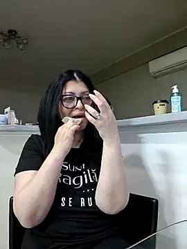Snapshot of Milf_Abigail chatting on 19, 4, 2026 Milf Abigail online show from 19, 4, 2026