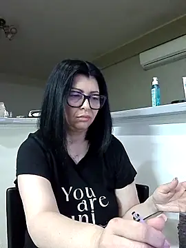 Snapshot of Milf_Abigail chatting on 24, 4, 2026 Milf Abigail online show from 24, 4, 2026
