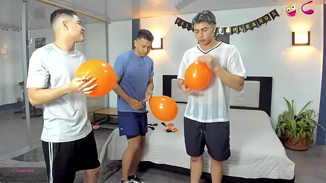 badguyss bisex online show from 21, 11, 2025