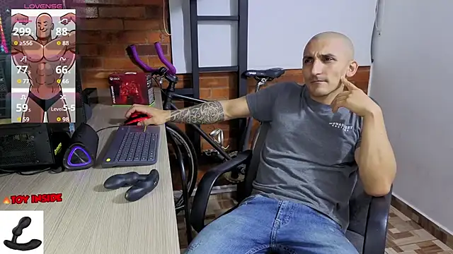 Snapshot of Marck_Muscle chatting on 9, 5, 2026 Marck Muscle online show from 9, 5, 2026
