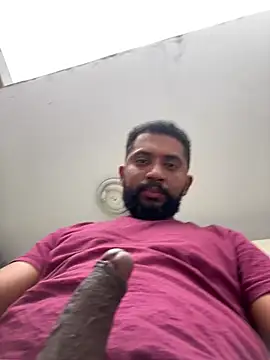 MiddlingAffluent online show from 31, 3, 2026