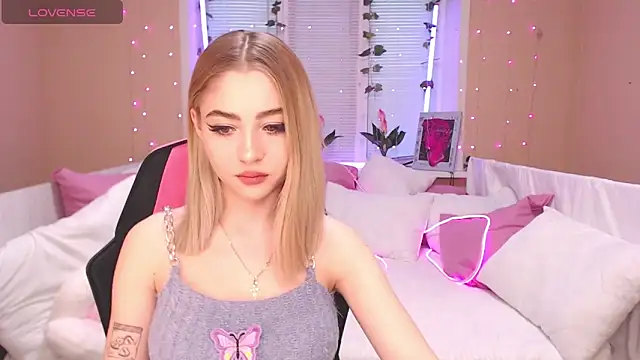 Snapshot of Tessa_Walker chatting on 26, 1, 2025 Tessa Walker online show from 26, 1, 2025