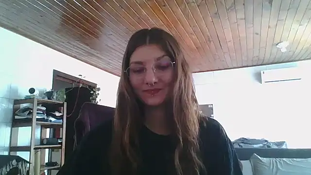 Snapshot of SweetyBabyDemon chatting on 10, 5, 2026 SweetyBabyDemon online show from 10, 5, 2026