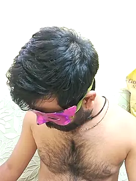 GlassBarge9 online show from 6, 3, 2026