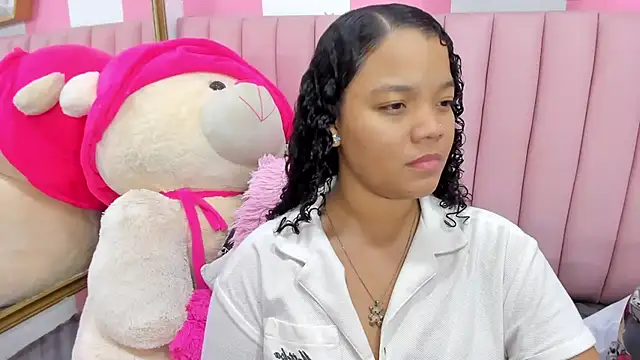 ISABELLA 020 online show from 24, 11, 2025