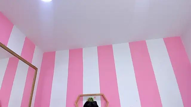Snapshot of ISABELLA_020 chatting on 15, 5, 2026 ISABELLA 020 online show from 15, 5, 2026
