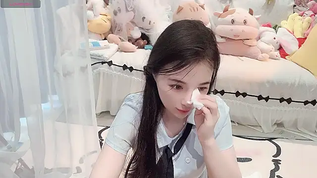 Snapshot of AKiKi711 chatting on 6, 5, 2026 AKiKi711 online show from 6, 5, 2026