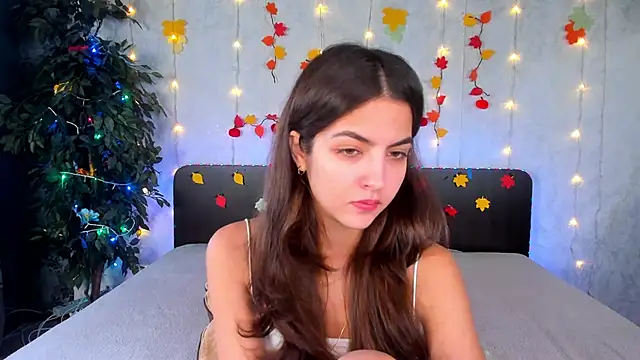 Milana Crystal  online show from 28, 11, 2025