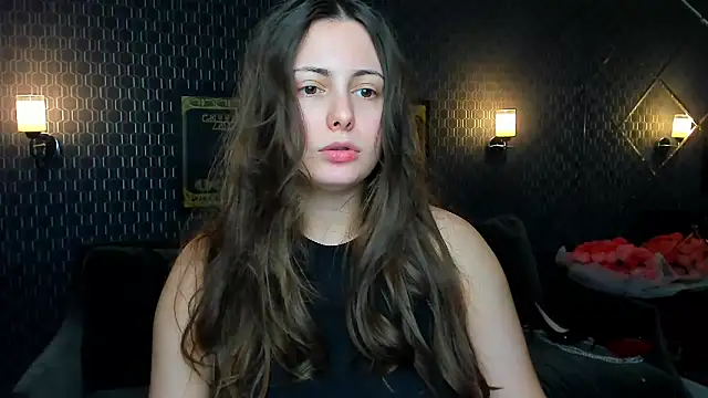 Snapshot of _extraterrestrial_ chatting on 6, 10, 2025 extraterrestrial online show from 6, 10, 2025