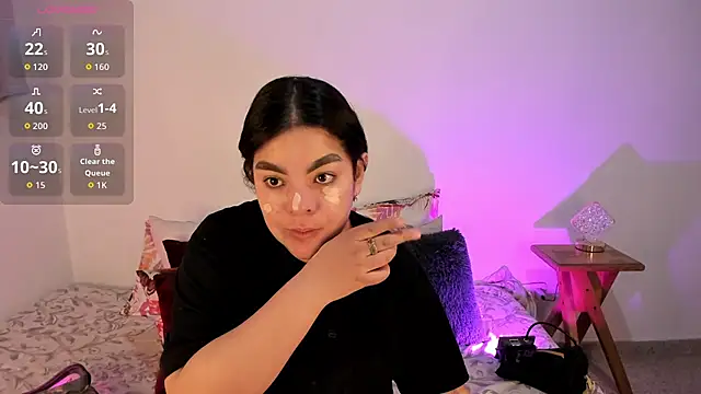 Kylie2211 online show from 14, 10, 2025