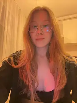 Eva Weyne online show from 27, 12, 2024