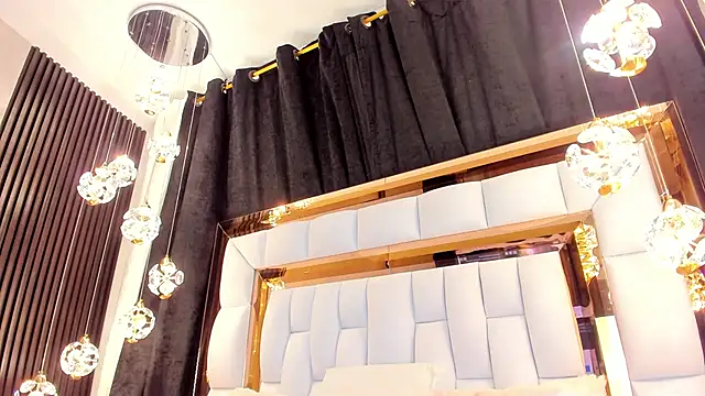 Snapshot of SarayRoyse chatting on 11, 3, 2025 SarayRoyse online show from 11, 3, 2025