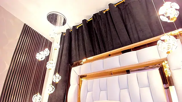 Snapshot of SarayRoyse chatting on 20, 3, 2025 SarayRoyse online show from 20, 3, 2025