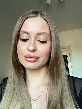 Sweet  Milly online show from 13, 5, 2026
